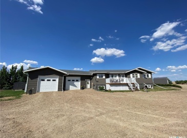 Rural Address, Kindersley Rm No. 290, Saskatchewan S0L 1S0, 5 Bedrooms Bedrooms, 14 Rooms Rooms,4 BathroomsBathrooms,Acreage,For Sale,SW 23-29-23 W3rd Parcel B Plan 102073250,Rural Address,SK925354