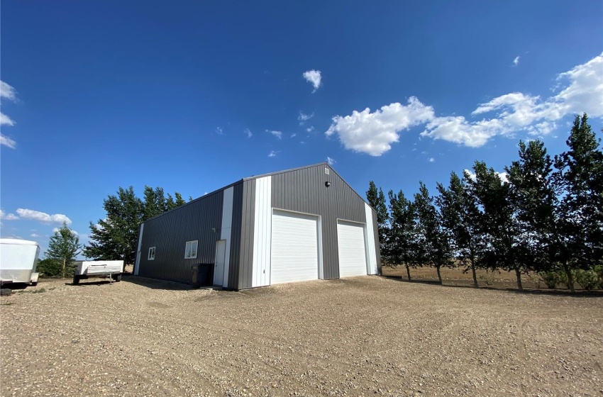 Rural Address, Kindersley Rm No. 290, Saskatchewan S0L 1S0, 5 Bedrooms Bedrooms, 14 Rooms Rooms,4 BathroomsBathrooms,Acreage,For Sale,SW 23-29-23 W3rd Parcel B Plan 102073250,Rural Address,SK925354