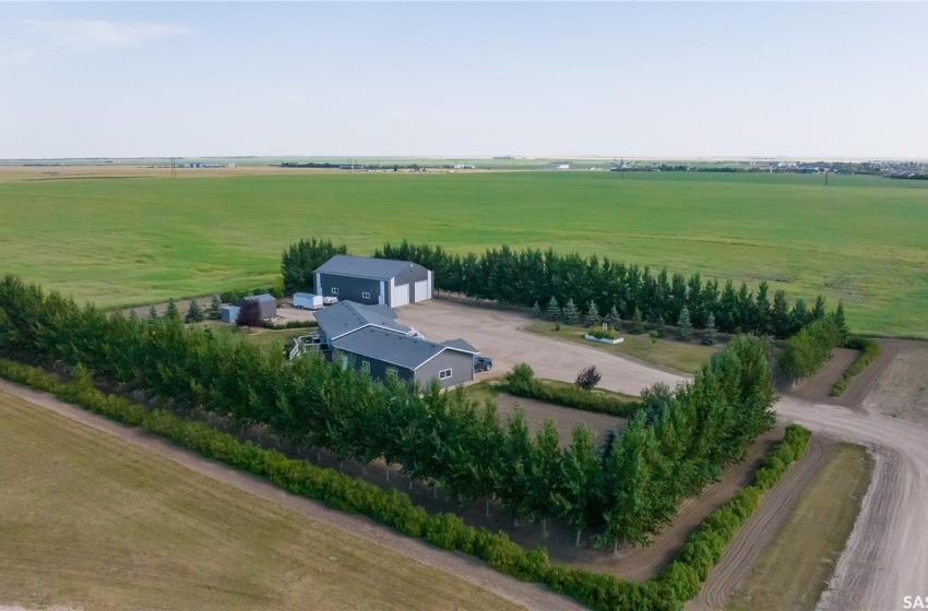 Rural Address, Kindersley Rm No. 290, Saskatchewan S0L 1S0, 5 Bedrooms Bedrooms, 14 Rooms Rooms,4 BathroomsBathrooms,Acreage,For Sale,SW 23-29-23 W3rd Parcel B Plan 102073250,Rural Address,SK925354