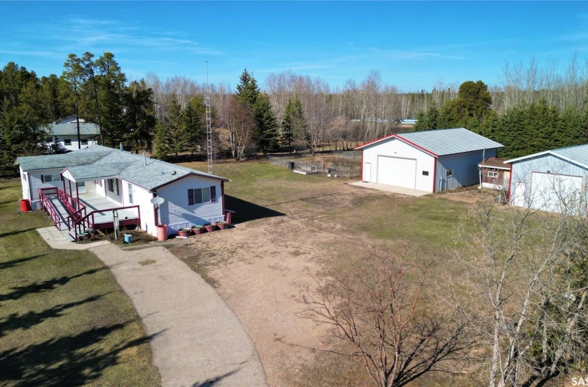 Rural Address, Hudson Bay, Saskatchewan S0E 0Y0, 3 Bedrooms Bedrooms, 9 Rooms Rooms,2 BathroomsBathrooms,Acreage,For Sale,Trottier Acreage,Rural Address,SK925902