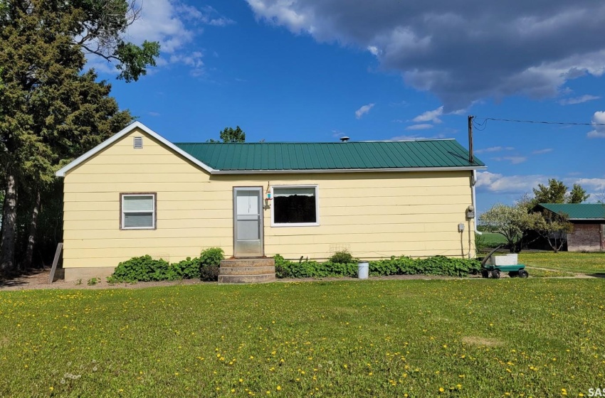 Rural Address, Loon Lake Rm No. 561, Saskatchewan S0M 1L0, 3 Bedrooms Bedrooms, 11 Rooms Rooms,1 BathroomBathrooms,Acreage,For Sale,Acreage SE of Loon Lake,Rural Address,SK925984