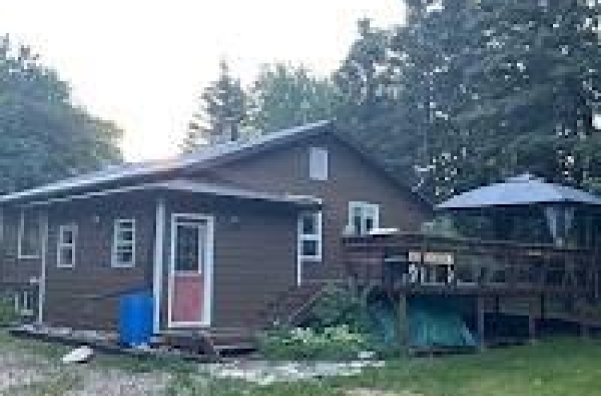 Rural Address, Spiritwood Rm No. 496, Saskatchewan S0M 2L0, 4 Bedrooms Bedrooms, 13 Rooms Rooms,2 BathroomsBathrooms,Acreage,For Sale,Wiebe Acreage,Rural Address,SK926734