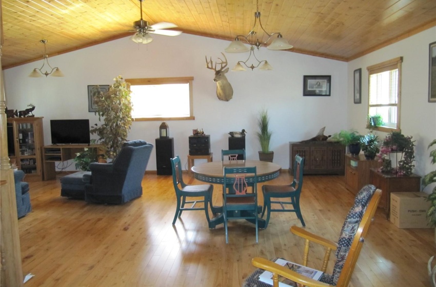 Rural Address, Turtle Lake, Saskatchewan S0M 1J0, 4 Bedrooms Bedrooms, 16 Rooms Rooms,3 BathroomsBathrooms,Acreage,For Sale,Green Acres Acreage,Rural Address,SK927553