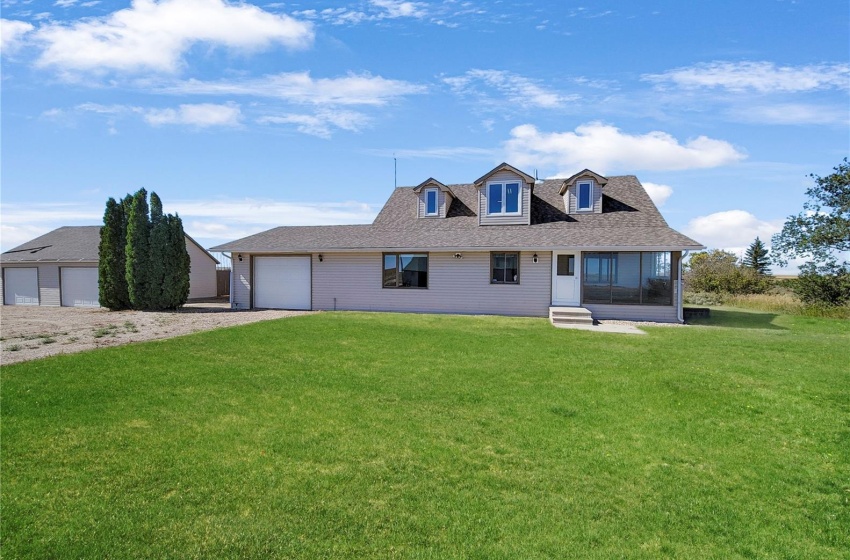 Rural Address, Morris Rm No. 312, Saskatchewan S0K 0C0, 4 Bedrooms Bedrooms, 16 Rooms Rooms,2 BathroomsBathrooms,Acreage,For Sale,Allan S.E. Acreage,Rural Address,SK928044