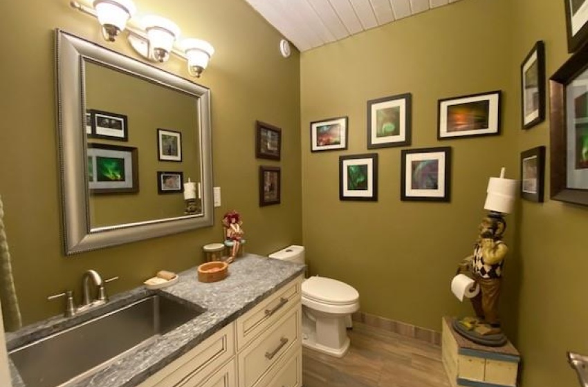 Mudroom 2 pc bath