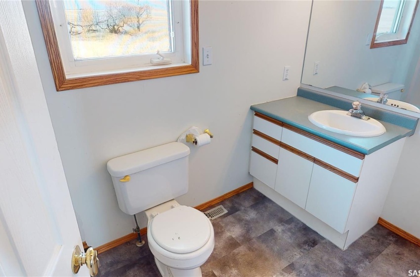 Rural Address, Enniskillen Rm No. 3, Saskatchewan S0C 2B0, 3 Bedrooms Bedrooms, 15 Rooms Rooms,3 BathroomsBathrooms,Acreage,For Sale,Rodenbush Acreage,Rural Address,SK929193