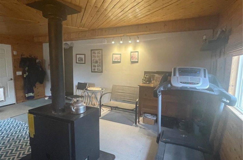 Rural Address, Livingston Rm No. 331, Saskatchewan S0A 0B0, 3 Bedrooms Bedrooms, 9 Rooms Rooms,2 BathroomsBathrooms,Acreage,For Sale,5.13 acres,Rural Address,SK930379