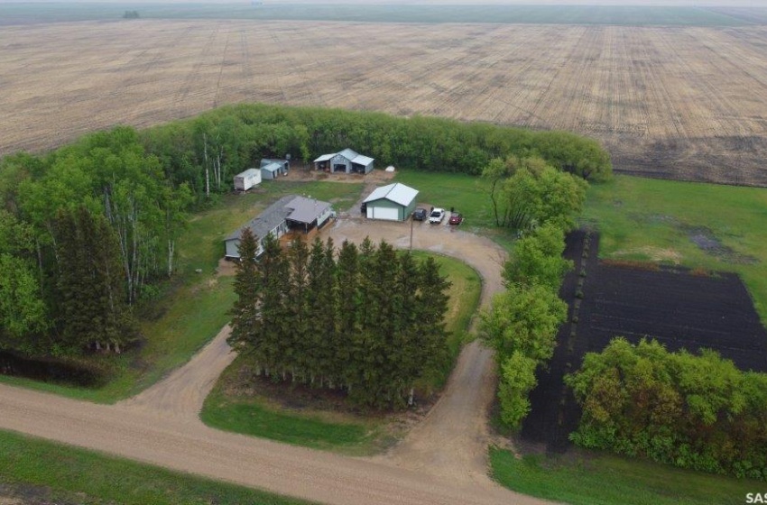 Rural Address, Livingston Rm No. 331, Saskatchewan S0A 0B0, 3 Bedrooms Bedrooms, 9 Rooms Rooms,2 BathroomsBathrooms,Acreage,For Sale,5.13 acres,Rural Address,SK930379