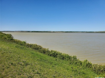 Rural Address, Round Hill Rm No. 467, Saskatchewan S9A 1R3, ,Farm,For Sale,North Battleford 128.6 ac Lakeshore & Pasturel,Rural Address,SK930193