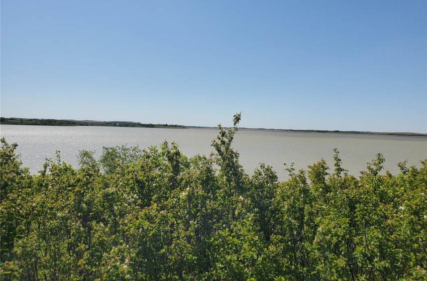 Rural Address, Round Hill Rm No. 467, Saskatchewan S9A 1R3, ,Farm,For Sale,North Battleford 128.6 ac Lakeshore & Pasturel,Rural Address,SK930193