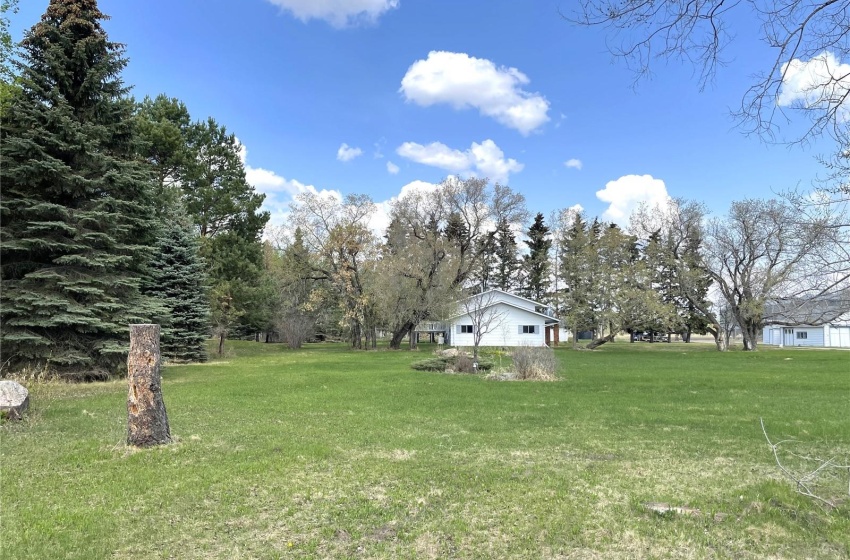 Rural Address, Makwa, Saskatchewan S0M 1L0, 5 Bedrooms Bedrooms, 15 Rooms Rooms,3 BathroomsBathrooms,Acreage,For Sale,5.7km North of Makwa,Rural Address,SK930499