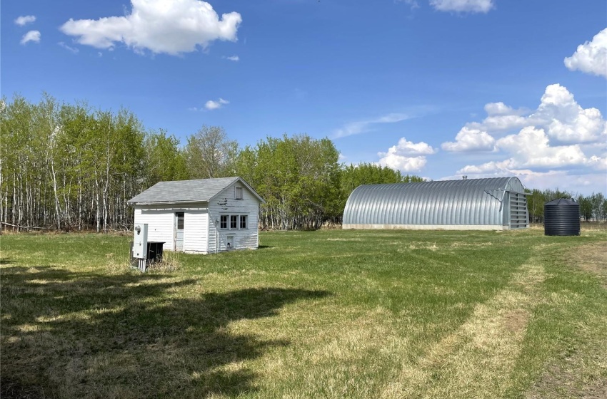 Rural Address, Makwa, Saskatchewan S0M 1L0, 5 Bedrooms Bedrooms, 15 Rooms Rooms,3 BathroomsBathrooms,Acreage,For Sale,5.7km North of Makwa,Rural Address,SK930499