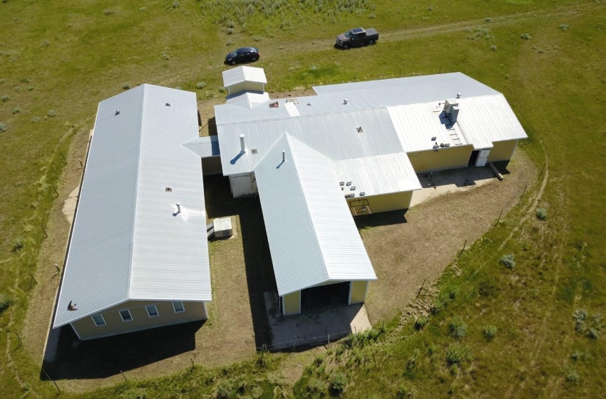 Rural Address, Swift Current Rm No. 137, Saskatchewan S0N 2X0, 1 Bedroom Bedrooms, 12 Rooms Rooms,3 BathroomsBathrooms,Acreage,For Sale,Kozak Property - 12.5 Acres,Rural Address,SK930851