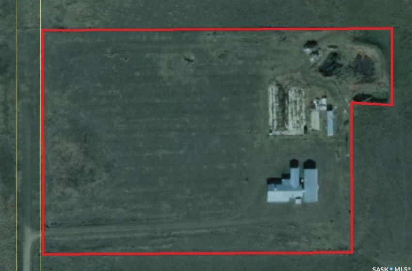 Rural Address, Swift Current Rm No. 137, Saskatchewan S0N 2X0, 1 Bedroom Bedrooms, 12 Rooms Rooms,3 BathroomsBathrooms,Acreage,For Sale,Kozak Property - 12.5 Acres,Rural Address,SK930851