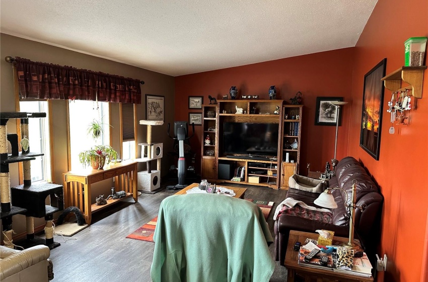 Rural Address, Antler Rm No. 61, Saskatchewan S0C 2H0, 4 Bedrooms Bedrooms, 17 Rooms Rooms,2 BathroomsBathrooms,Acreage,For Sale,ASTREN ACREAGE,Rural Address,SK930725