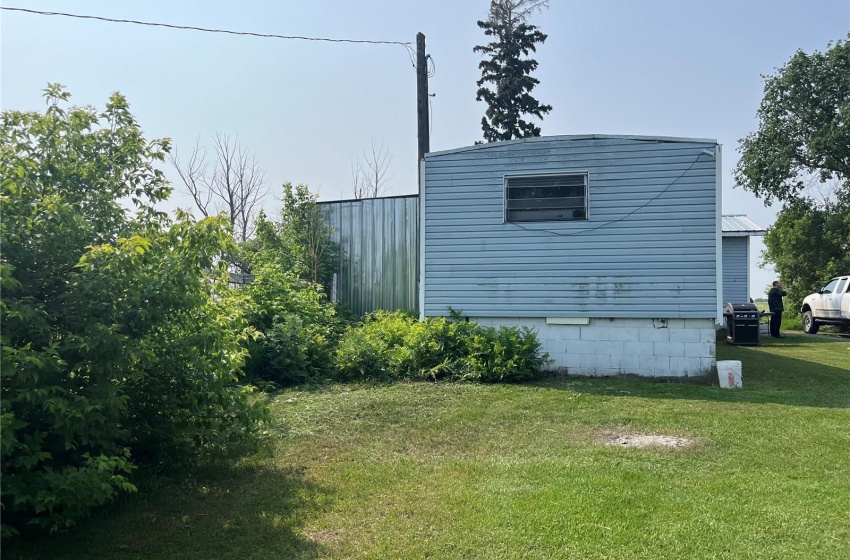 Rural Address, Elfros Rm No. 307, Saskatchewan S0A 4T0, 2 Bedrooms Bedrooms, 10 Rooms Rooms,1 BathroomBathrooms,Acreage,For Sale,Elfros Acreage,Rural Address,SK933699