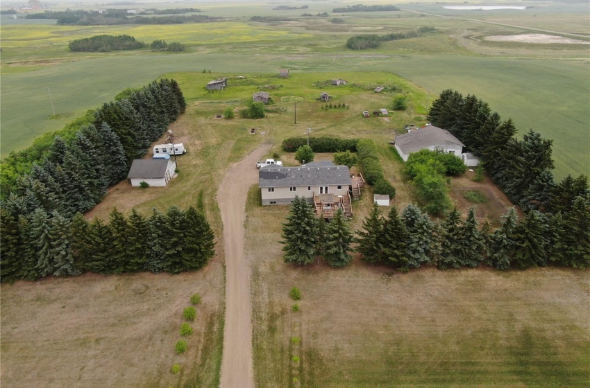 Rural Address, Wilton Rm No. 472, Saskatchewan S0M 1R0, 3 Bedrooms Bedrooms, 9 Rooms Rooms,2 BathroomsBathrooms,Acreage,For Sale,26917 Grid 688,Rural Address,SK933718