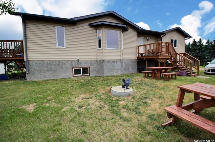 Rural Address, Wilton Rm No. 472, Saskatchewan S0M 1R0, 3 Bedrooms Bedrooms, 9 Rooms Rooms,2 BathroomsBathrooms,Acreage,For Sale,26917 Grid 688,Rural Address,SK933718