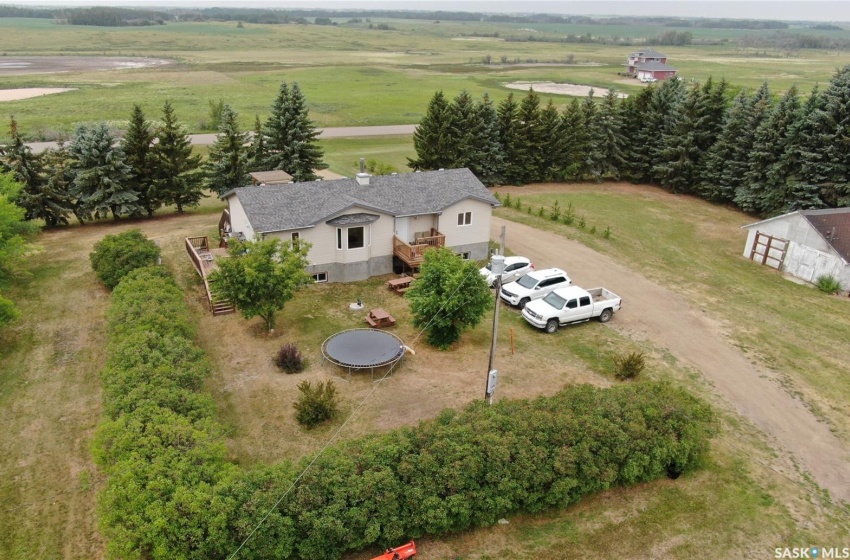 Rural Address, Wilton Rm No. 472, Saskatchewan S0M 1R0, 3 Bedrooms Bedrooms, 9 Rooms Rooms,2 BathroomsBathrooms,Acreage,For Sale,26917 Grid 688,Rural Address,SK933718