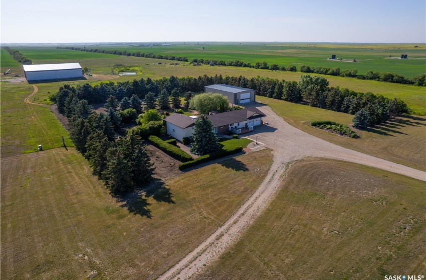 Rural Address, Kindersley Rm No. 290, Saskatchewan S0L 1S0, 4 Bedrooms Bedrooms, 19 Rooms Rooms,3 BathroomsBathrooms,Acreage,For Sale,RM of Kindersley #290 Acreage Pt SE 22-29-22 W3rd,Rural Address,SK935094