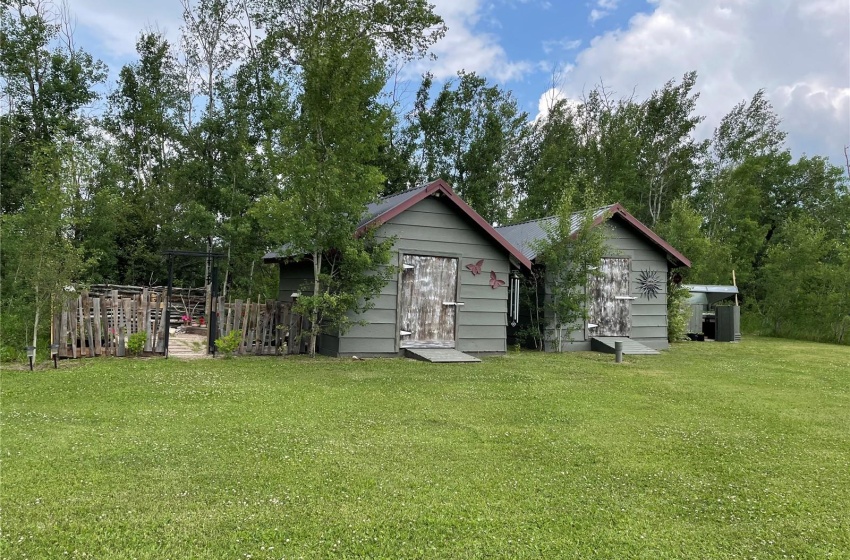 Rural Address, Hudson Bay Rm No. 394, Saskatchewan S0E 0Y0, 5 Bedrooms Bedrooms, 16 Rooms Rooms,2 BathroomsBathrooms,Acreage,For Sale,Pristine 9.85 Acre Parcel,Rural Address,SK935348