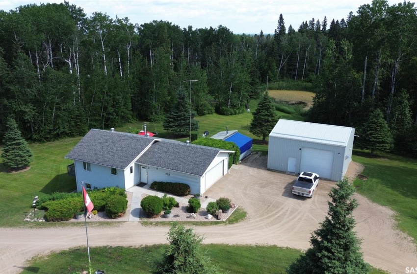 Rural Address, Lakeland Rm No. 521, Saskatchewan S0J 0N0, 3 Bedrooms Bedrooms, 12 Rooms Rooms,3 BathroomsBathrooms,Acreage,For Sale,McLeod Acreage,Rural Address,SK935398