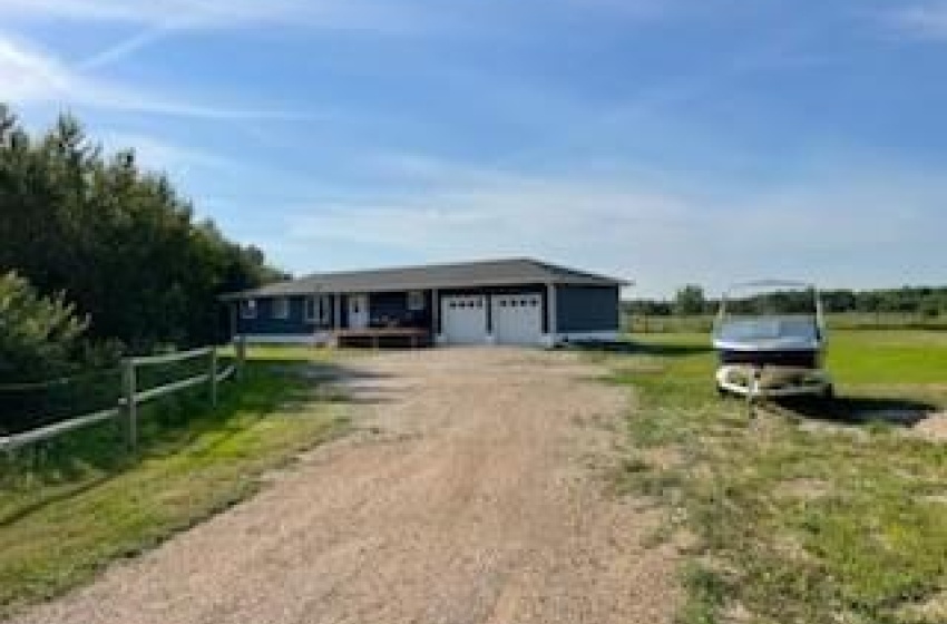 Rural Address, Antler Rm No. 61, Saskatchewan S0C 2B0, 4 Bedrooms Bedrooms, 11 Rooms Rooms,2 BathroomsBathrooms,Acreage,For Sale,Parkman Acreage,Rural Address,SK937184