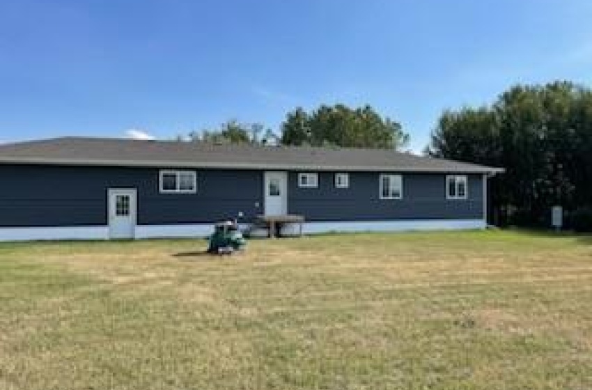 Rural Address, Antler Rm No. 61, Saskatchewan S0C 2B0, 4 Bedrooms Bedrooms, 11 Rooms Rooms,2 BathroomsBathrooms,Acreage,For Sale,Parkman Acreage,Rural Address,SK937184