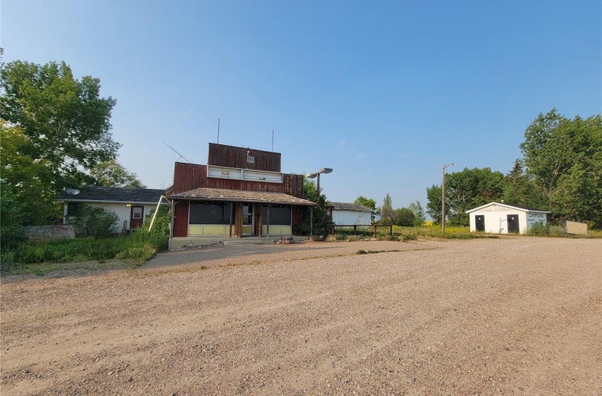 Rural Address, Cut Knife Rm No. 439, Saskatchewan S0M 0N0, 2 Bedrooms Bedrooms, 9 Rooms Rooms,2 BathroomsBathrooms,Acreage,For Sale,WILBERT STORE,Rural Address,SK938110