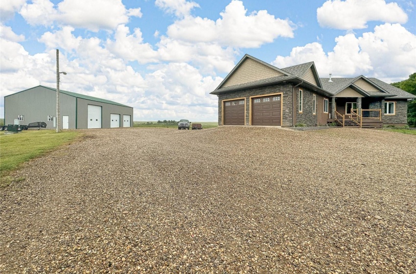 Rural Address, Spy Hill Rm No. 152, Saskatchewan S0A 4B0, 5 Bedrooms Bedrooms, 20 Rooms Rooms,4 BathroomsBathrooms,Acreage,For Sale,Holars Haven Acreage,Rural Address,SK938546