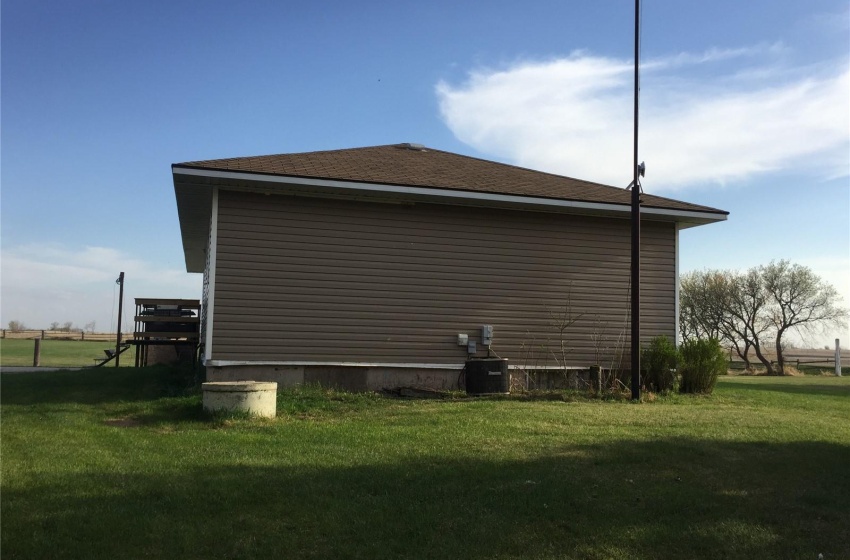 Fertile Acreage Rural Address, Storthoaks, Saskatchewan S0C 2K0, 3 Bedrooms Bedrooms, 8 Rooms Rooms,1 BathroomBathrooms,Acreage,For Sale,Rural Address,Rural Address,SK933167