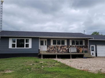 Rural Address, Eye Hill Rm No. 382, Saskatchewan S0L 2C0, 4 Bedrooms Bedrooms, 16 Rooms Rooms,3 BathroomsBathrooms,Acreage,For Sale,Schneider Acreage,Rural Address,SK939113