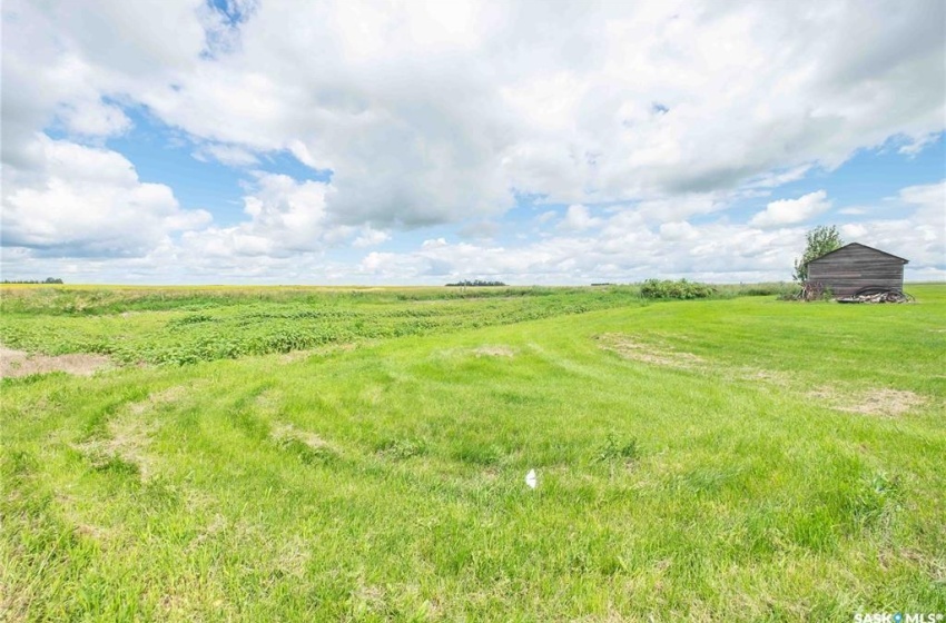 Rural Address, Francis Rm No. 127, Saskatchewan S0G 4Y0, 4 Bedrooms Bedrooms, 15 Rooms Rooms,3 BathroomsBathrooms,Acreage,For Sale,Gyorfi Acreage,Rural Address,SK939317