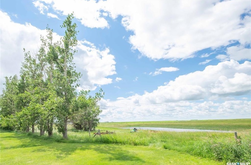 Rural Address, Francis Rm No. 127, Saskatchewan S0G 4Y0, 4 Bedrooms Bedrooms, 15 Rooms Rooms,3 BathroomsBathrooms,Acreage,For Sale,Gyorfi Acreage,Rural Address,SK939317