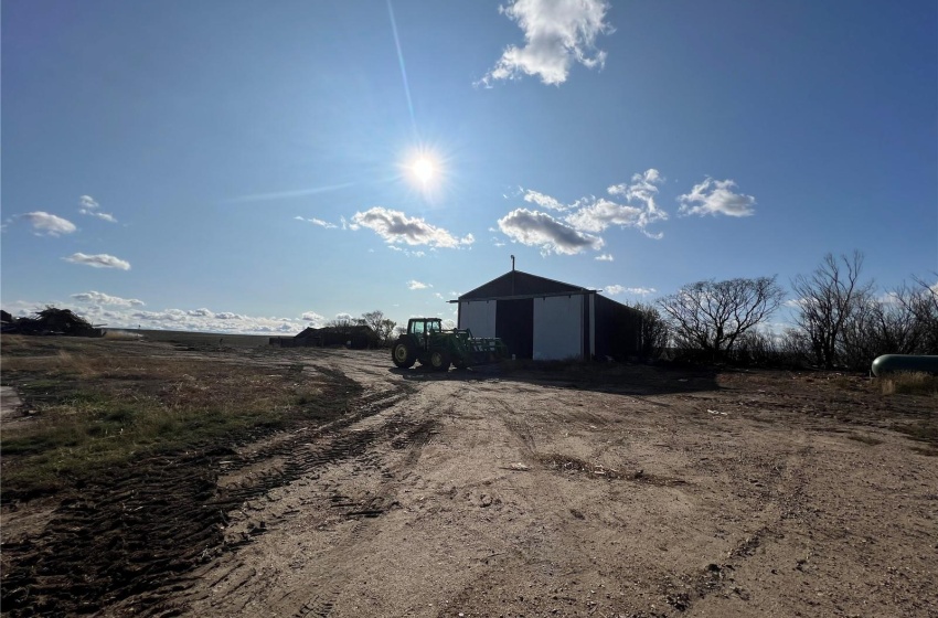 8574 Range ROAD, Admiral, Saskatchewan S0N 0B0, 3 Bedrooms Bedrooms, 8 Rooms Rooms,2 BathroomsBathrooms,Acreage,For Sale,QTR NE 36-8-16 W3,Range,SK940797