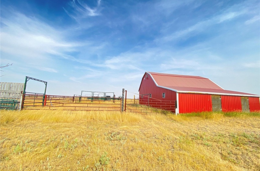 Rural Address, Big Stick Rm No. 141, Saskatchewan S0N 0Y0, 3 Bedrooms Bedrooms, ,3 BathroomsBathrooms,Farm,For Sale,Kruczko Ranch,Rural Address,SK940799