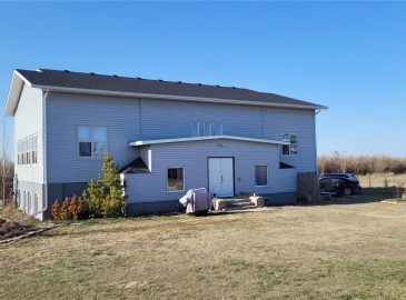 Rural Address, Perdue Rm No. 346, Saskatchewan S0K 3C0, 6 Rooms Rooms,2 BathroomsBathrooms,Acreage,For Sale,McLeod Acreage,Rural Address,SK927612