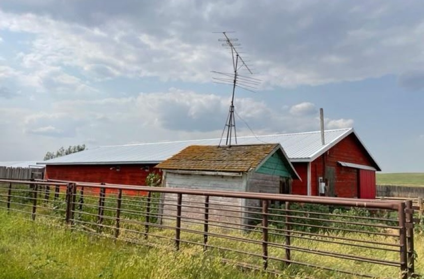 Rural Address, Auvergne Rm No. 76, Saskatchewan S0N 1Z0, ,Farm,For Sale,Lamb Farm,Rural Address,SK940879