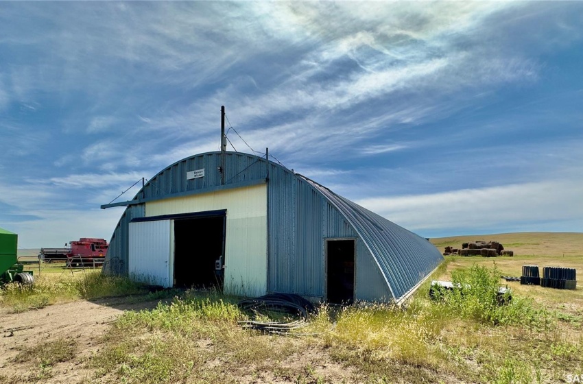 Rural Address, Old Post Rm No. 43, Saskatchewan S0H 4L0, 3 Bedrooms Bedrooms, ,1 BathroomBathrooms,Farm,For Sale,RM of Old Post & Waverley Farm,Rural Address,SK940919