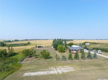 Rural Address, Moosomin Rm No. 121, Saskatchewan S0G 3N0, 3 Bedrooms Bedrooms, 13 Rooms Rooms,2 BathroomsBathrooms,Acreage,For Sale,Beckett Acreage 3 Miles North of Moosomin,Rural Address,SK940995