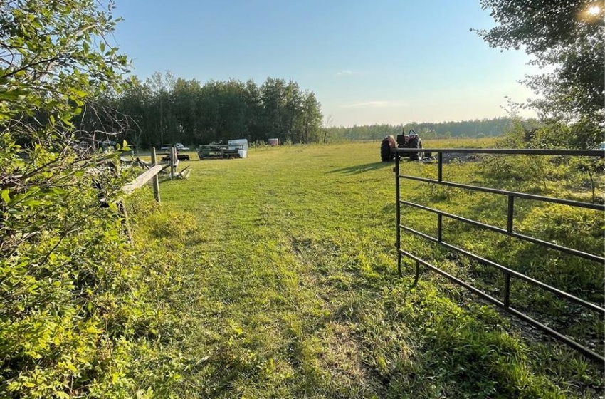 Rural Address, Hudson Bay Rm No. 394, Saskatchewan S0E 0Y0, 3 Bedrooms Bedrooms, 11 Rooms Rooms,2 BathroomsBathrooms,Acreage,For Sale,Foster 35 acres,Rural Address,SK941334