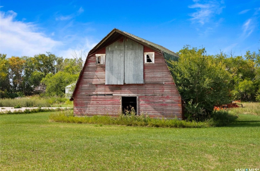 Rural Address, Cymri Rm No. 36, Saskatchewan S0C 1S0, 3 Bedrooms Bedrooms, ,1 BathroomBathrooms,Farm,For Sale,DeBruyne Quarter Section & Yard Site,Rural Address,SK941818