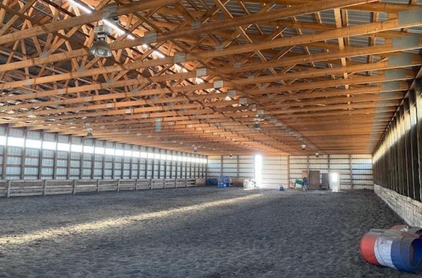 Rural Address, Vanscoy Rm No. 345, Saskatchewan S0L 3J0, 7 Bedrooms Bedrooms, 22 Rooms Rooms,4 BathroomsBathrooms,Acreage,For Sale,Prairie Lane Equestrian Centre Vanscoy RM 345,Rural Address,SK941877