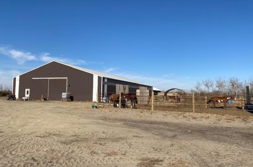 Rural Address, Vanscoy Rm No. 345, Saskatchewan S0L 3J0, 7 Bedrooms Bedrooms, 22 Rooms Rooms,4 BathroomsBathrooms,Acreage,For Sale,Prairie Lane Equestrian Centre Vanscoy RM 345,Rural Address,SK941877