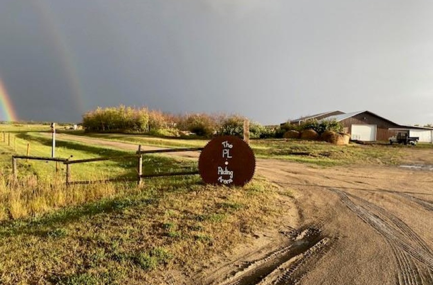 Rural Address, Vanscoy Rm No. 345, Saskatchewan S0L 3J0, 7 Bedrooms Bedrooms, 22 Rooms Rooms,4 BathroomsBathrooms,Acreage,For Sale,Prairie Lane Equestrian Centre Vanscoy RM 345,Rural Address,SK941877