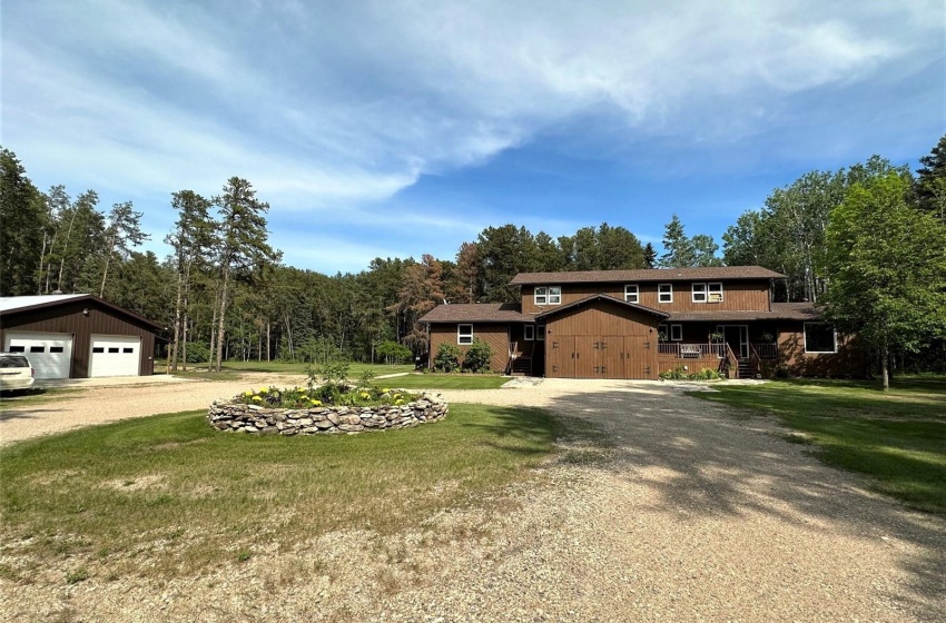 Rural Address, Hudson Bay Rm No. 394, Saskatchewan S0E 0Y0, 7 Bedrooms Bedrooms, 16 Rooms Rooms,4 BathroomsBathrooms,Acreage,For Sale,Jennings,Rural Address,SK942315