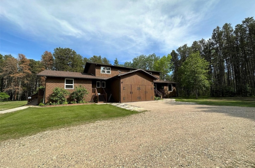 Rural Address, Hudson Bay Rm No. 394, Saskatchewan S0E 0Y0, 7 Bedrooms Bedrooms, 16 Rooms Rooms,4 BathroomsBathrooms,Acreage,For Sale,Jennings,Rural Address,SK942315