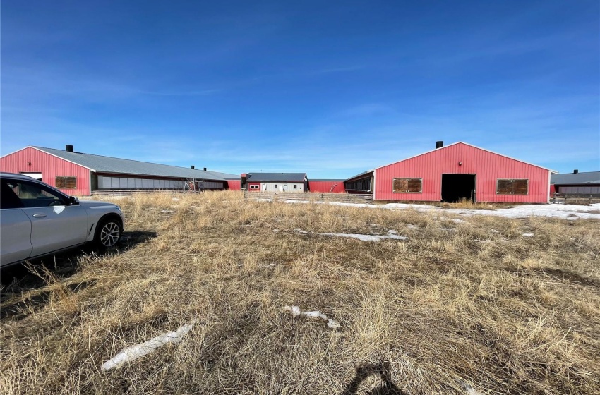 Rural Address, Excelsior Rm No. 166, Saskatchewan S0H 4J0, ,Farm,For Sale,Pig-Barn,Rural Address,SK942658