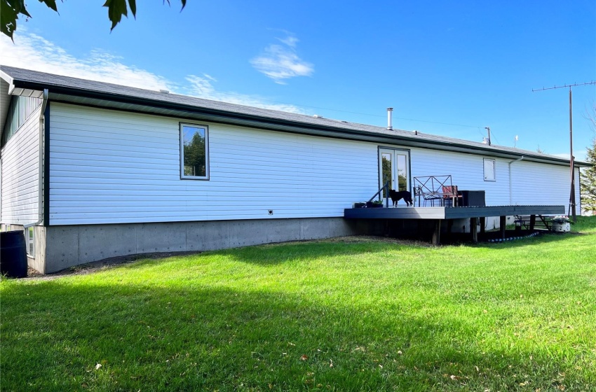 Rural Address, Raymore, Saskatchewan S0A 3J0, 4 Bedrooms Bedrooms, 11 Rooms Rooms,2 BathroomsBathrooms,Acreage,For Sale,Janes Acreage,Rural Address,SK944216