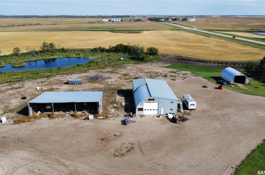 Rural Address, Raymore, Saskatchewan S0A 3J0, 4 Bedrooms Bedrooms, 11 Rooms Rooms,2 BathroomsBathrooms,Acreage,For Sale,Janes Acreage,Rural Address,SK944216